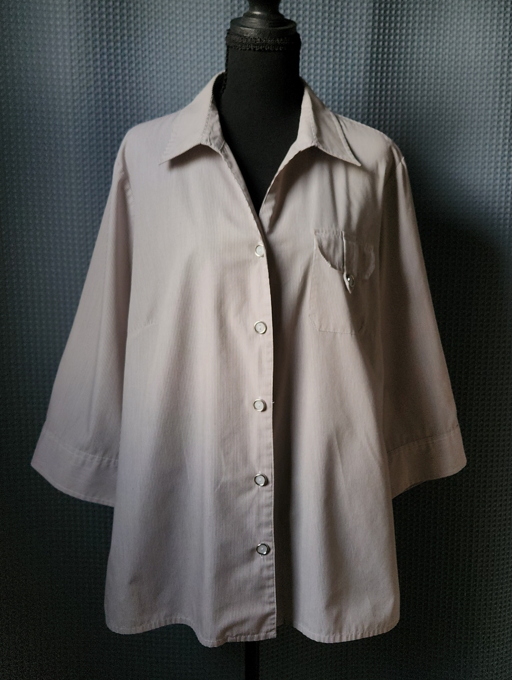 Allison Daley Cream And Tan Striped Button-Up Shirt - Size 18